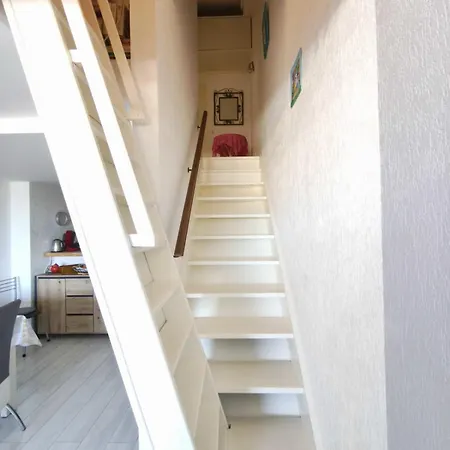 Bright 3 Minutes From The * Ajaccio (Corsica)