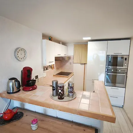 Bright 3 Minutes From The Apartamento *