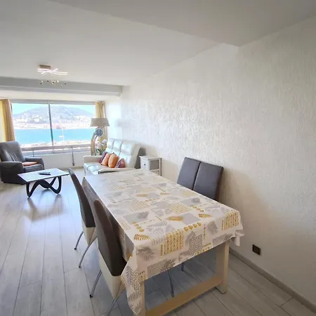 Apartamento Bright 3 Minutes From The